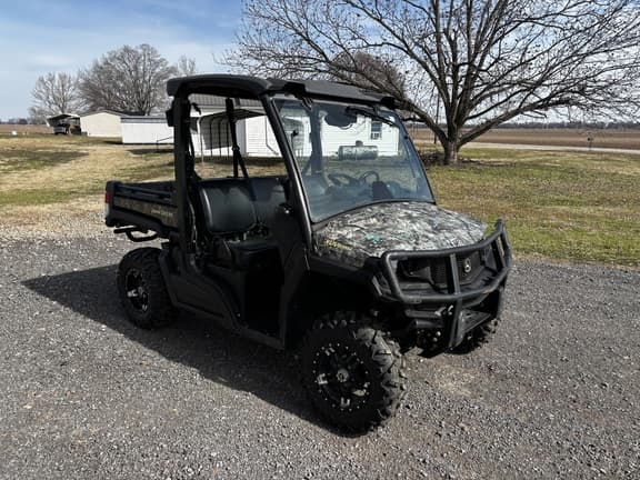 Image of John Deere XUV 835M equipment image 2