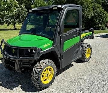 Image of John Deere XUV 835M Primary image