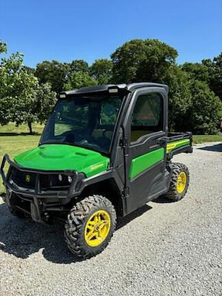 Image of John Deere XUV 835M equipment image 1