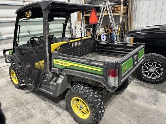 Image of John Deere XUV 835M equipment image 3