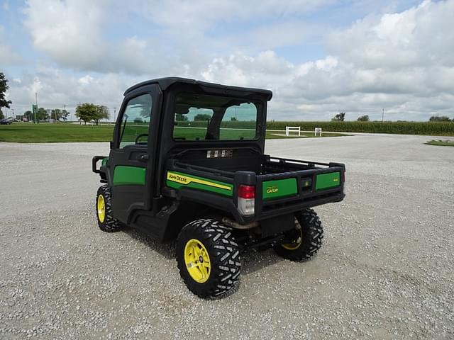 Image of John Deere XUV 835M equipment image 4