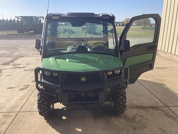 Image of John Deere XUV 835M equipment image 4