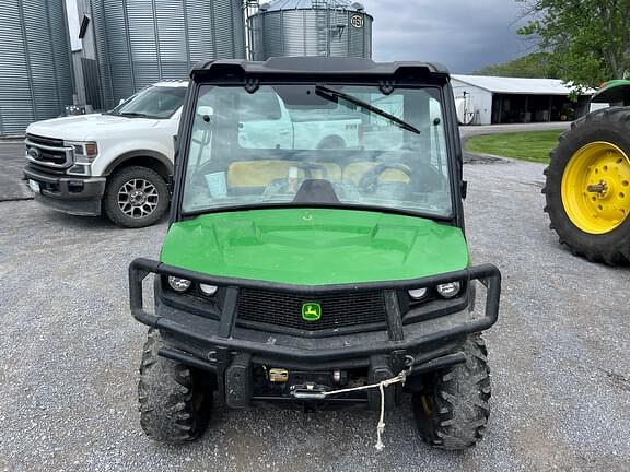 Image of John Deere XUV 835M equipment image 2