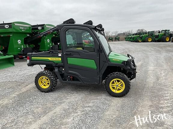 Image of John Deere XUV 835M Primary image