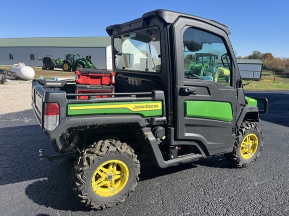 Image of John Deere XUV 835M equipment image 3