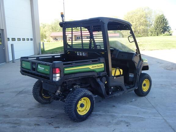 Image of John Deere XUV 835M equipment image 3