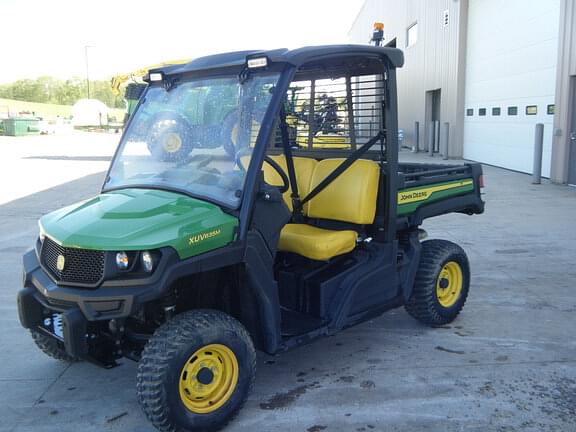 Image of John Deere XUV 835M Primary image