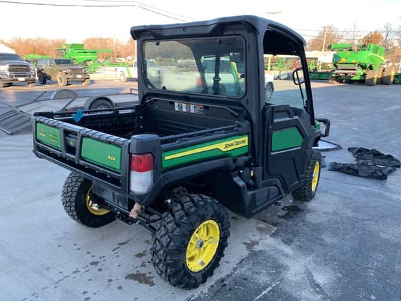 Image of John Deere XUV 835M equipment image 4