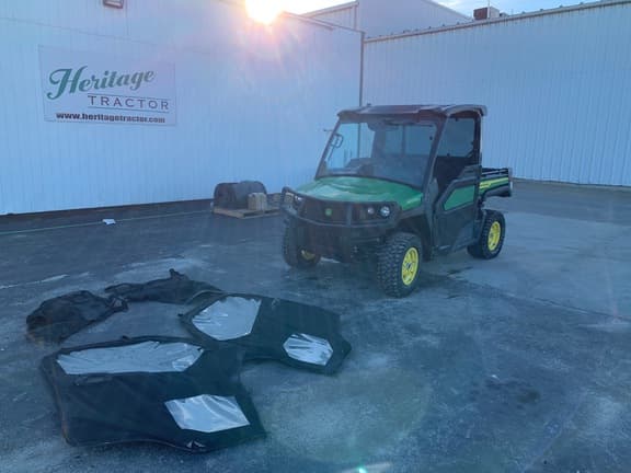 Image of John Deere XUV 835M Primary image