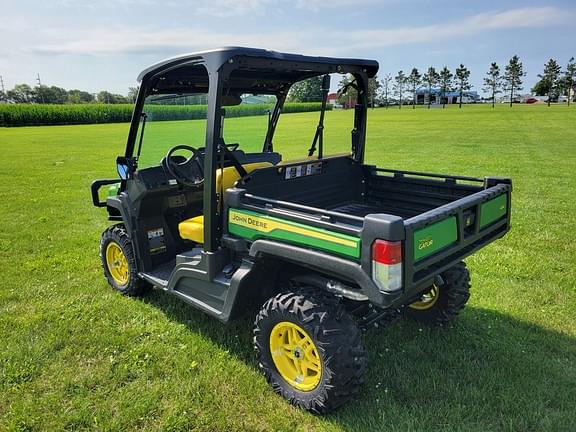 Image of John Deere XUV 835M equipment image 4