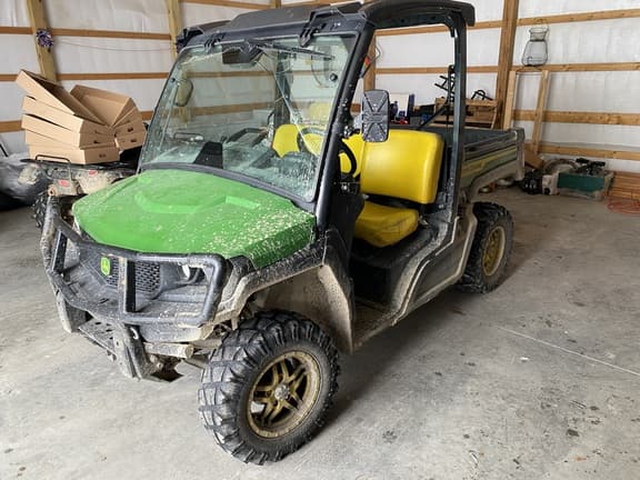 Image of John Deere XUV 835M equipment image 3