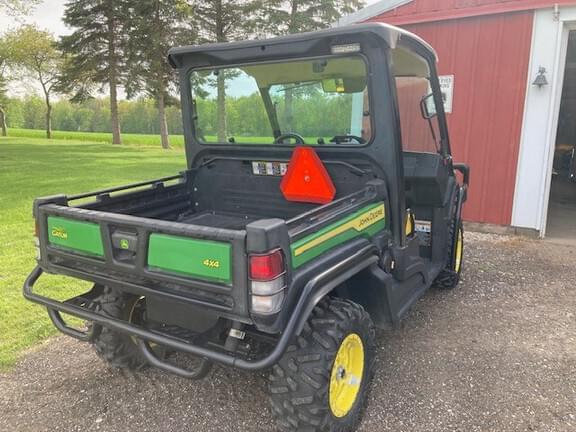Image of John Deere XUV 835M equipment image 3