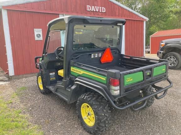 Image of John Deere XUV 835M equipment image 2
