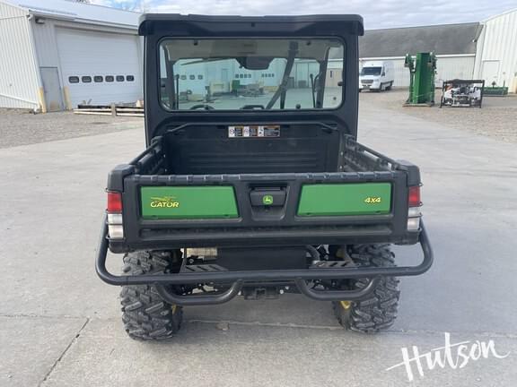 Image of John Deere XUV 835M equipment image 4