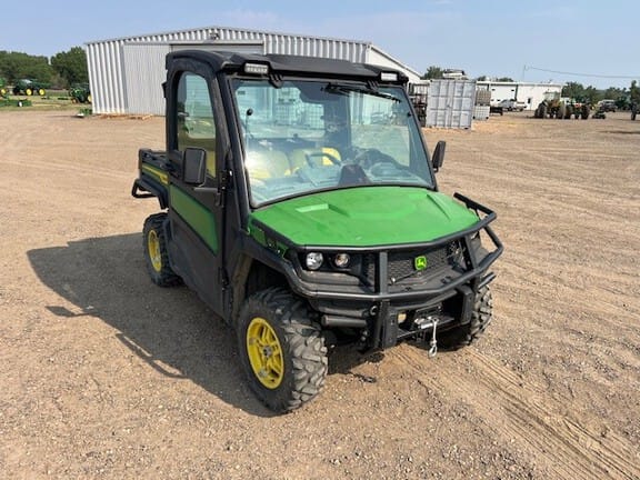 2021 John Deere XUV 835M Equipment Image0