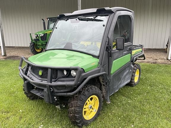 Image of John Deere XUV 835M Primary image