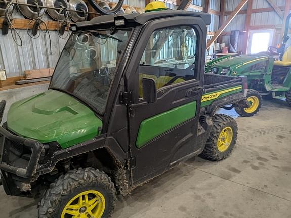 Image of John Deere XUV 835M Primary image