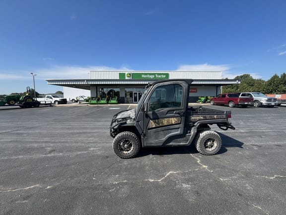 Main image John Deere XUV 835M