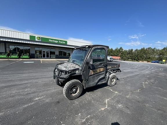 Image of John Deere XUV 835M equipment image 2