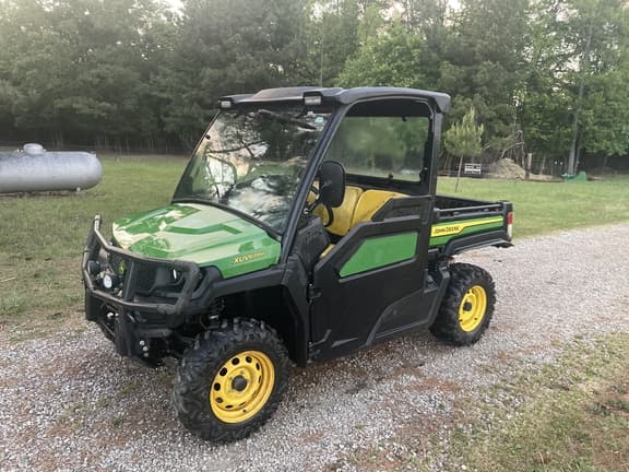 Image of John Deere XUV 835M Primary image
