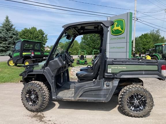 Image of John Deere XUV 835M equipment image 1