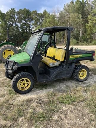 Image of John Deere XUV 835M Primary image