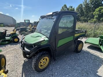 Main image John Deere XUV 835M