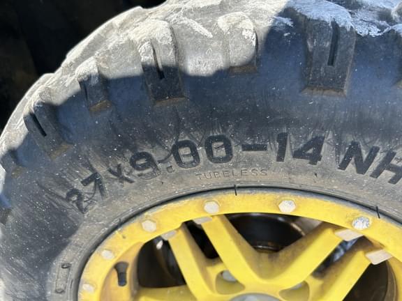 Image of John Deere XUV 835M equipment image 1