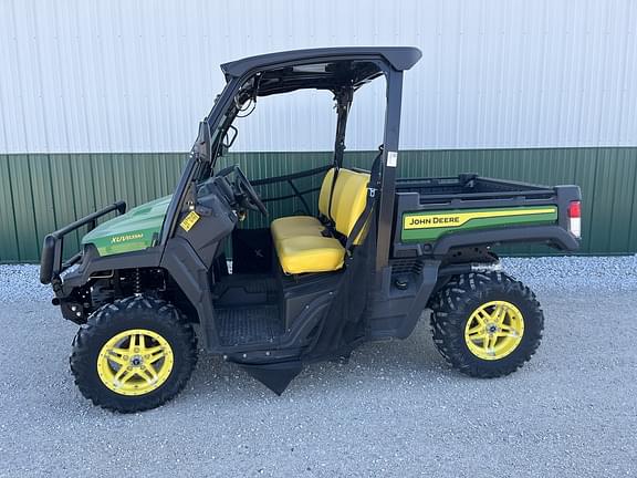 Image of John Deere XUV 835M Primary image