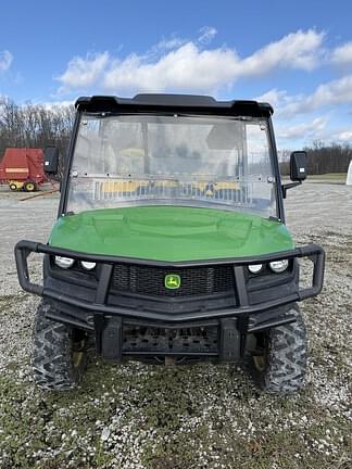 Image of John Deere XUV 835M equipment image 1