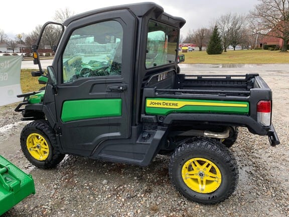 Main image John Deere XUV 835M