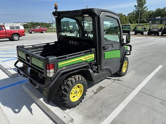 Image of John Deere XUV 835M equipment image 2