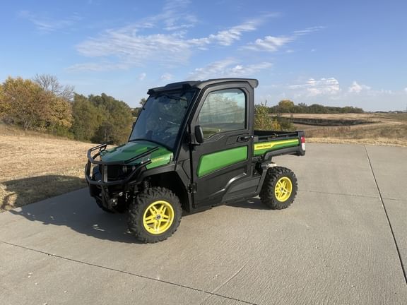 Main image John Deere XUV 835M