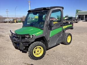 2021 John Deere XUV 835M Image