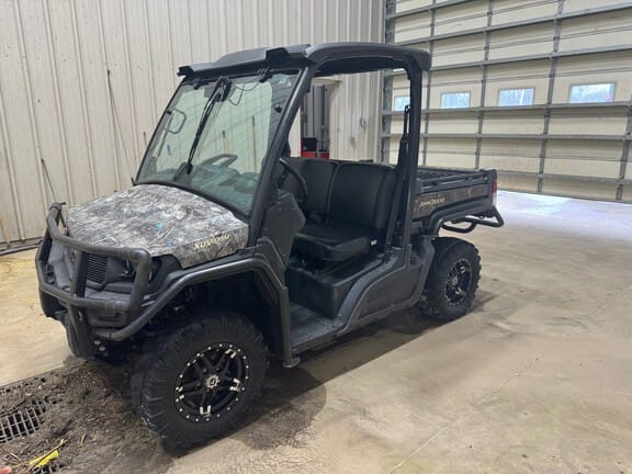 Main image John Deere XUV 835M