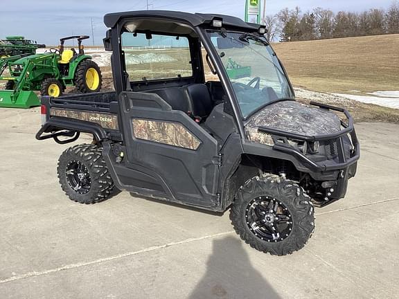 Image of John Deere XUV 835M equipment image 2