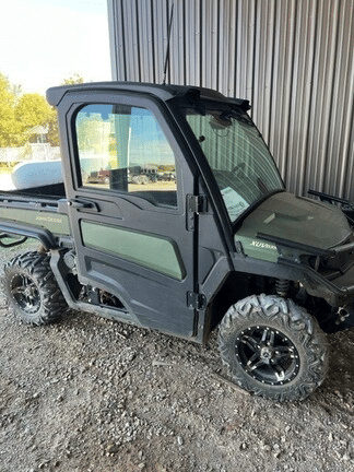 Main image John Deere XUV 835M