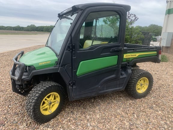 Main image John Deere XUV 835M