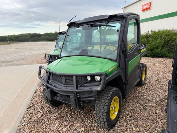 Image of John Deere XUV 835M equipment image 2
