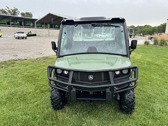 Image of John Deere XUV 835M equipment image 1