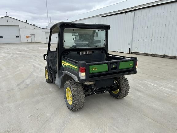 Image of John Deere XUV 835M equipment image 2