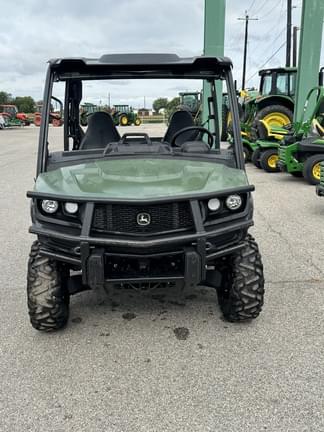 Image of John Deere XUV 835M equipment image 4