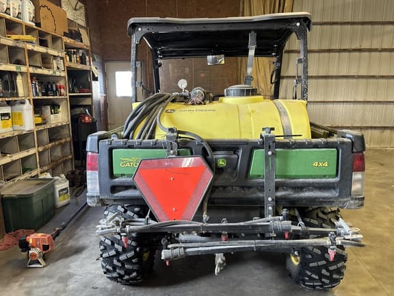 Image of John Deere XUV 835M equipment image 2