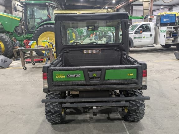 Image of John Deere XUV 835M equipment image 3