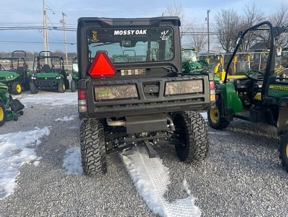 Image of John Deere XUV 835M equipment image 3