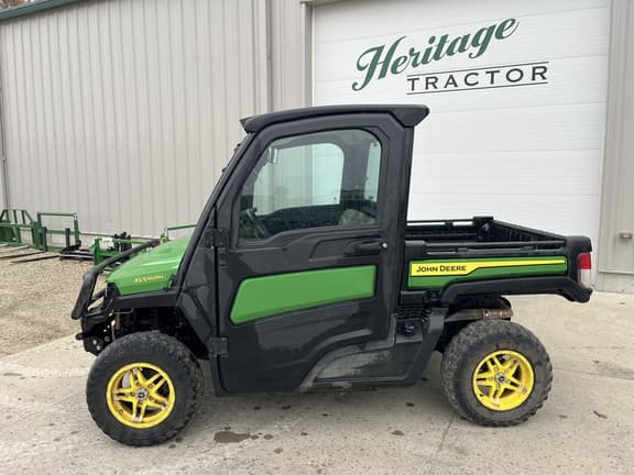Image of John Deere XUV 835M equipment image 1