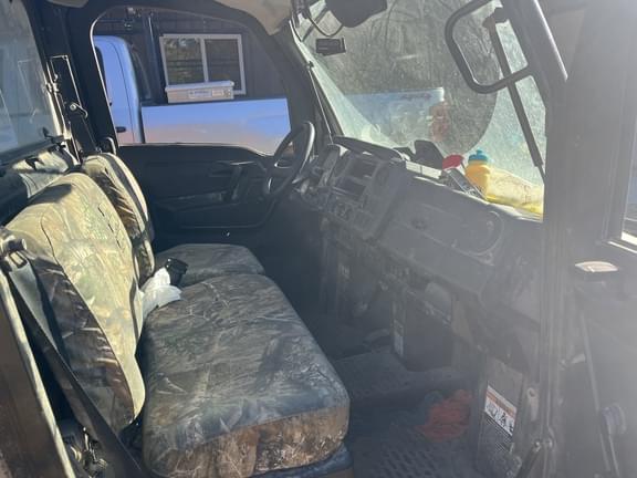 Image of John Deere XUV 835M equipment image 4