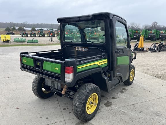 Image of John Deere XUV 835M equipment image 4