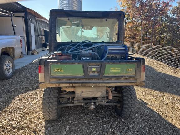 Image of John Deere XUV 835M equipment image 3