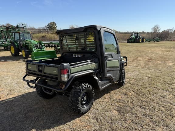 Image of John Deere XUV 835M equipment image 3